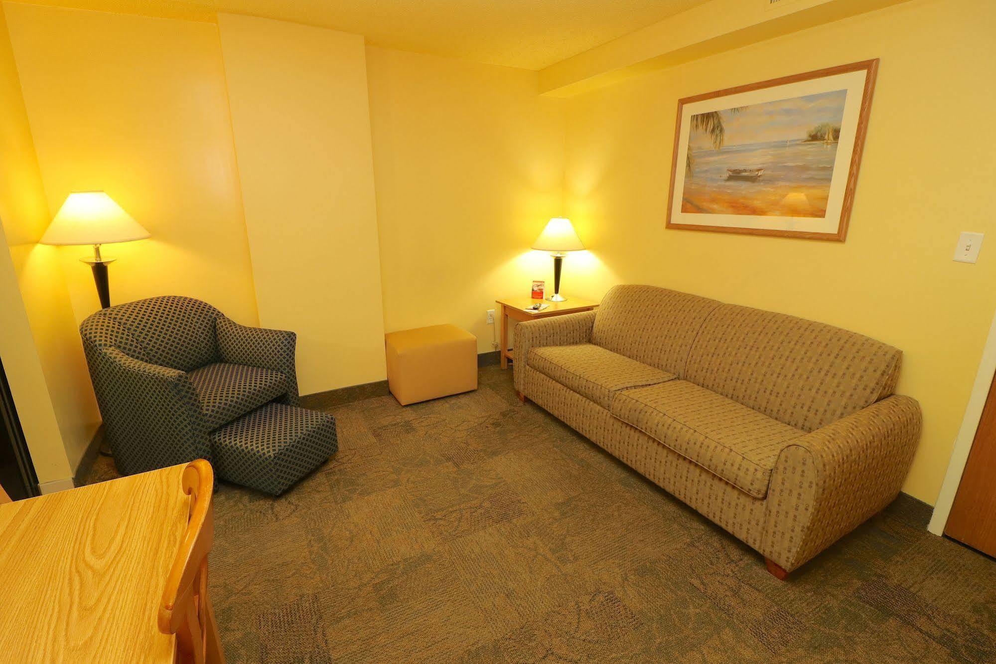 The Ocean Key Virginia Beach Resort Exterior photo